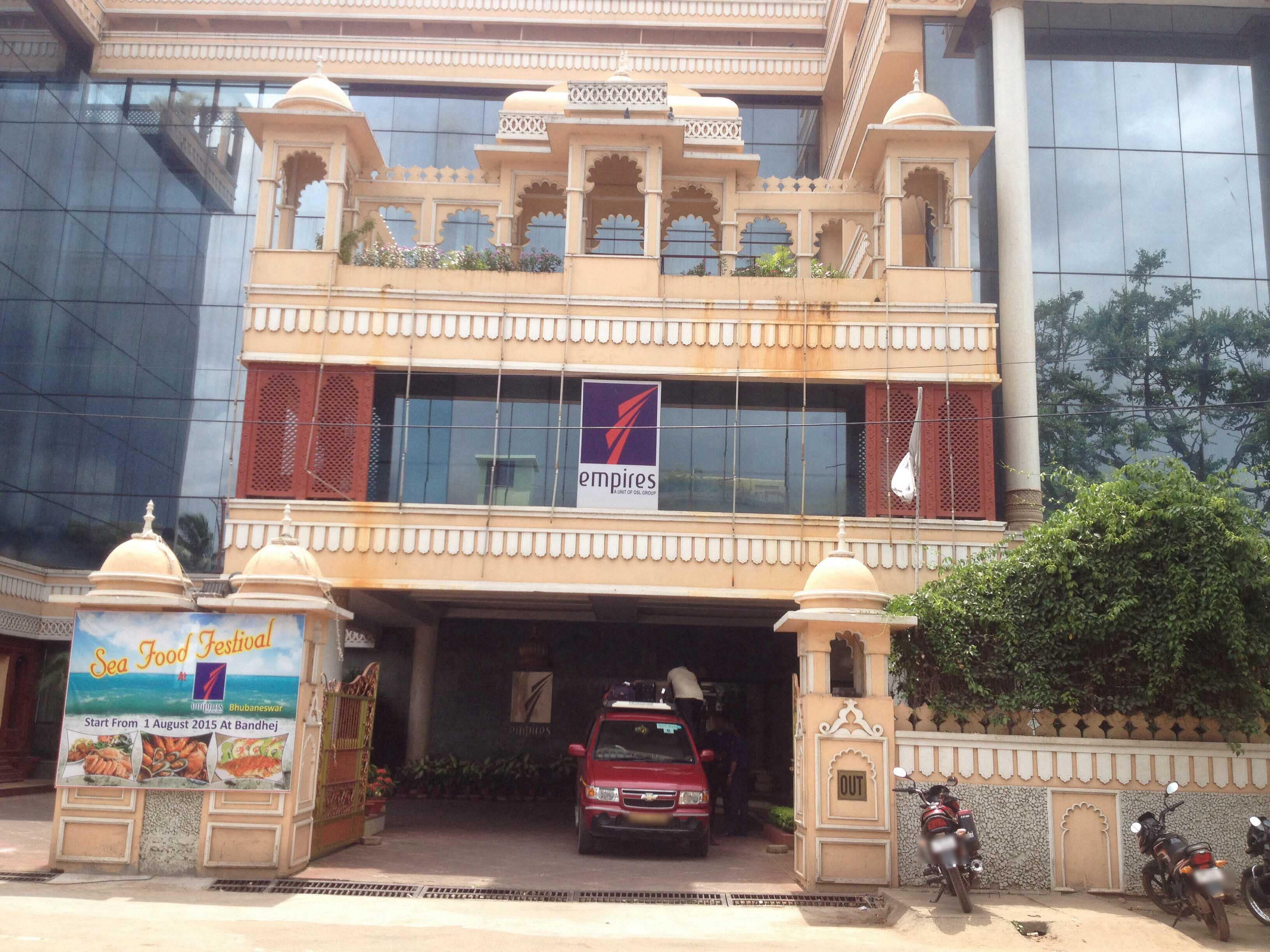 Bandhej - Empires Hotel - Sahid Nagar - Bhubaneswar Image