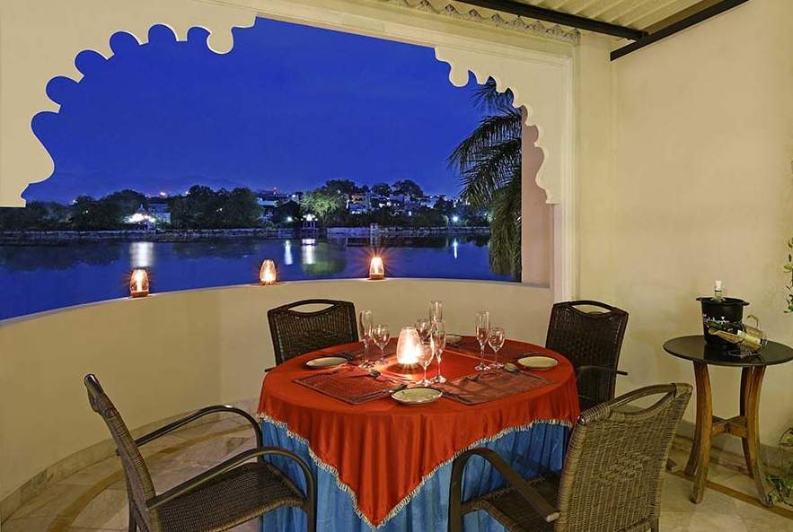 Hotel Swaroop Sagar Restaurant - Fateh Sagar - Udaipur Image