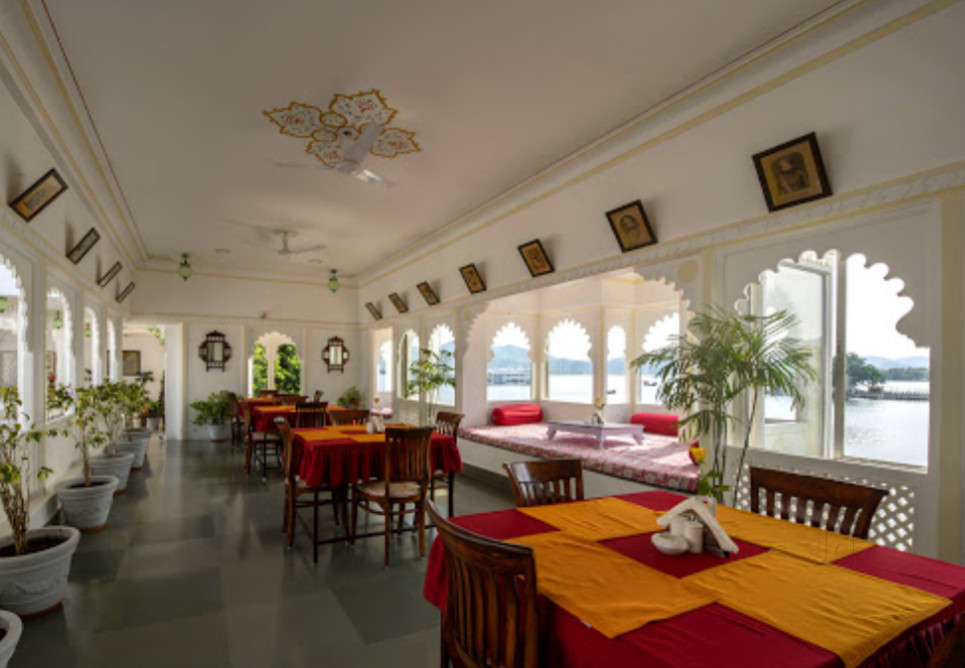 Jagat Niwas Rooftop Restaurant - Chandpole - Udaipur Image