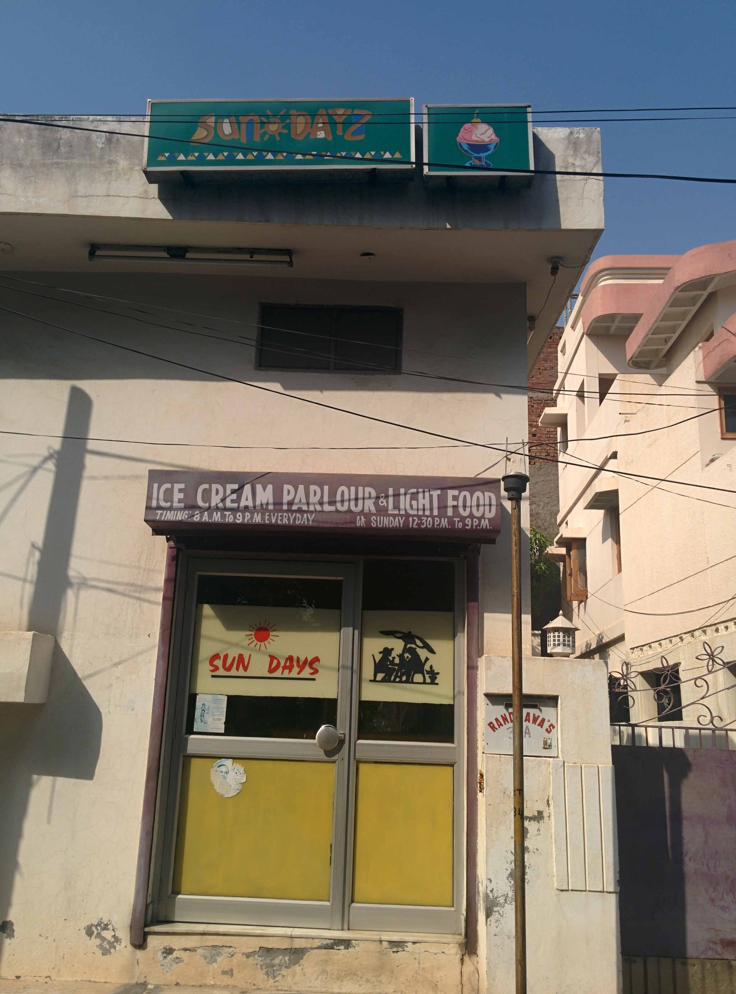 Sundays - Rani Ka Bagh - Amritsar Image