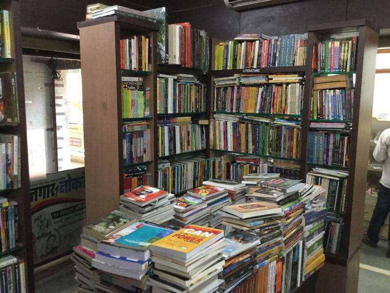 Nathe Books Distributor - Sitabuldi - Nagpur Image
