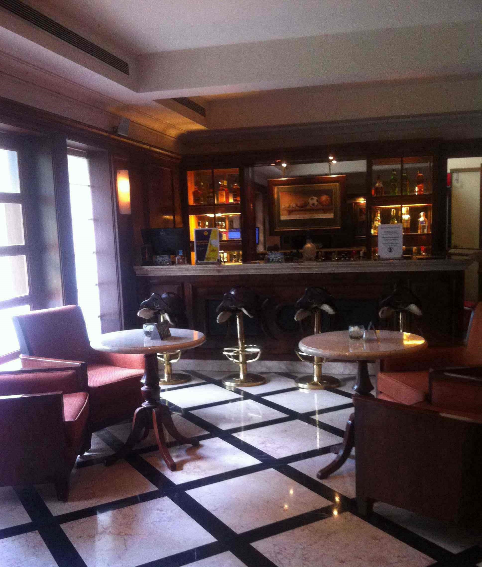 Lobby bar - Yadavgiri - Mysore Image