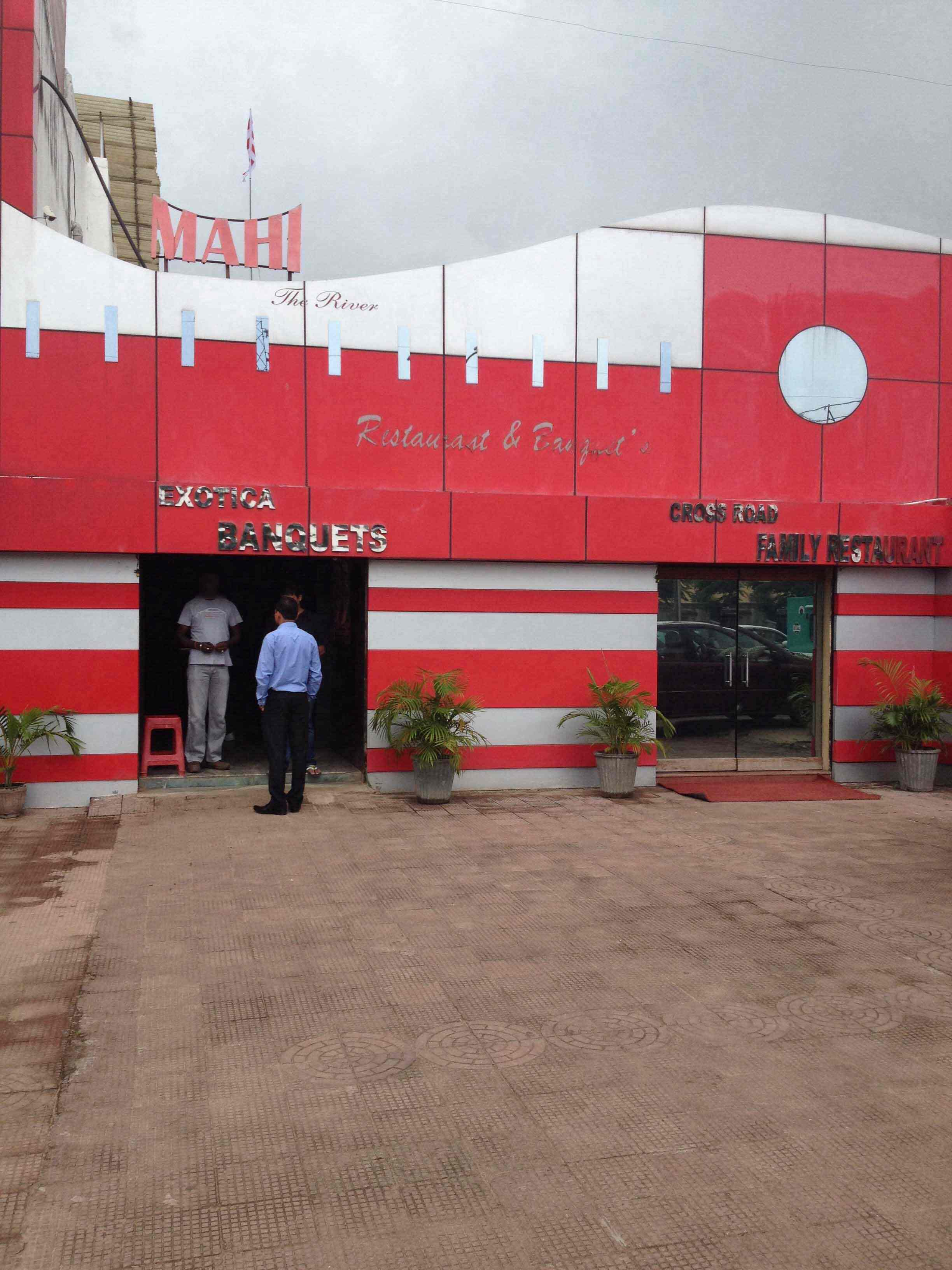 Mahi Restaurant & Banquet - Ashok Nagar - Ranchi Image