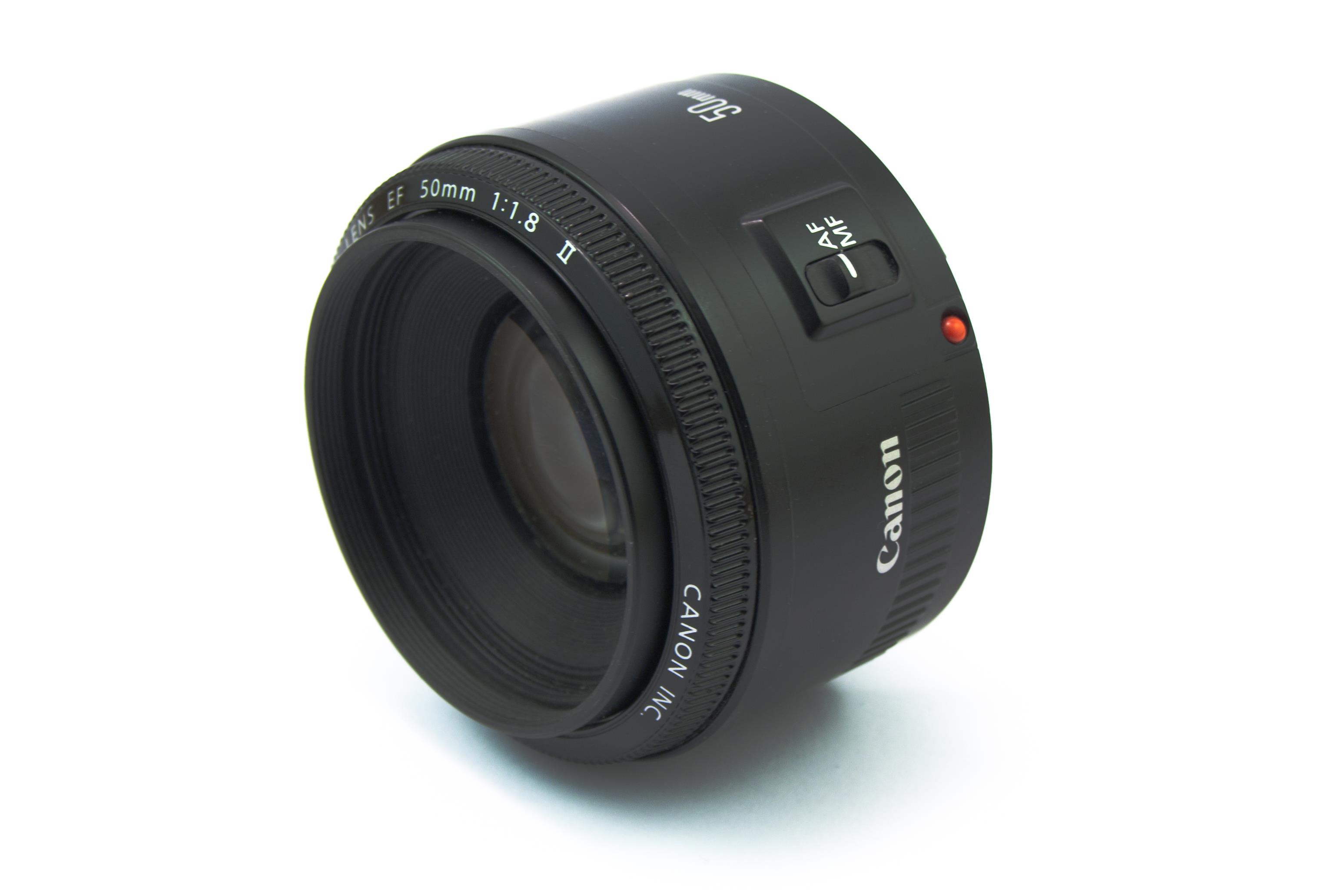 Canon EF 50mm f/1.8 II Camera Lens Image