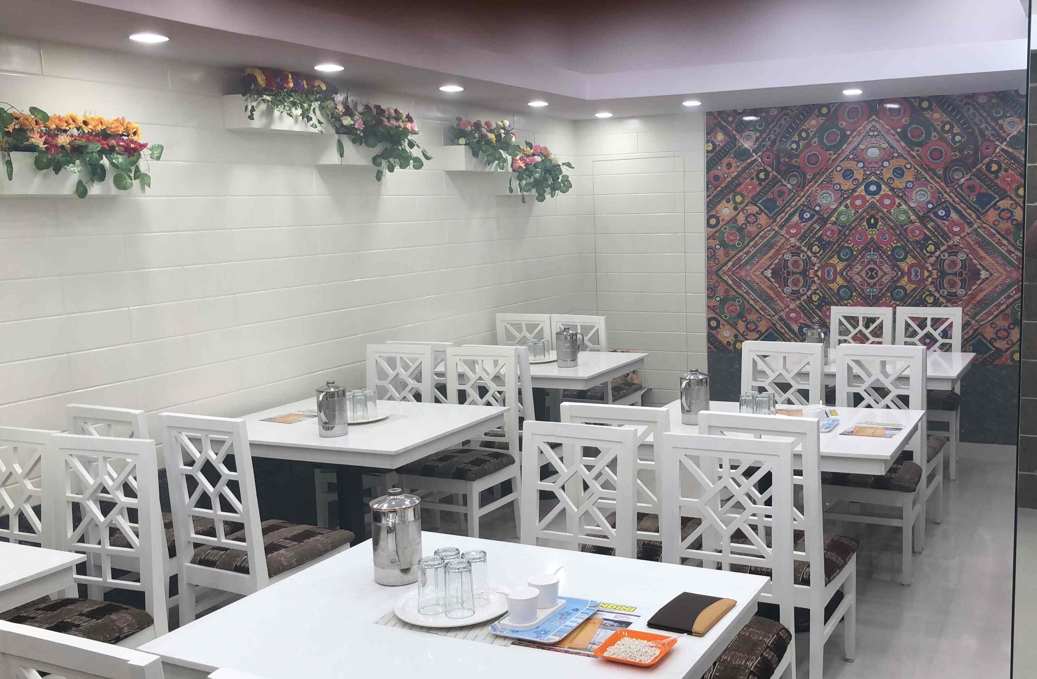 Nandini Srinivasa Parlour Rasol - Marripalem - Visakhapatnam Image