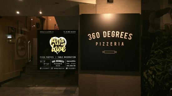 360 Degrees Pizzeria - Panampily Nagar - Kochi Image