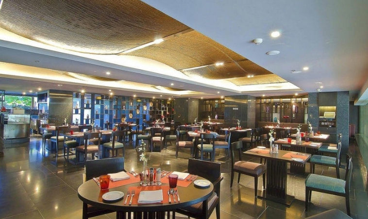 Sky Grill Lounge Bar & Restaurant- Crowne Plaza Kochi - Marad - Kochi Image