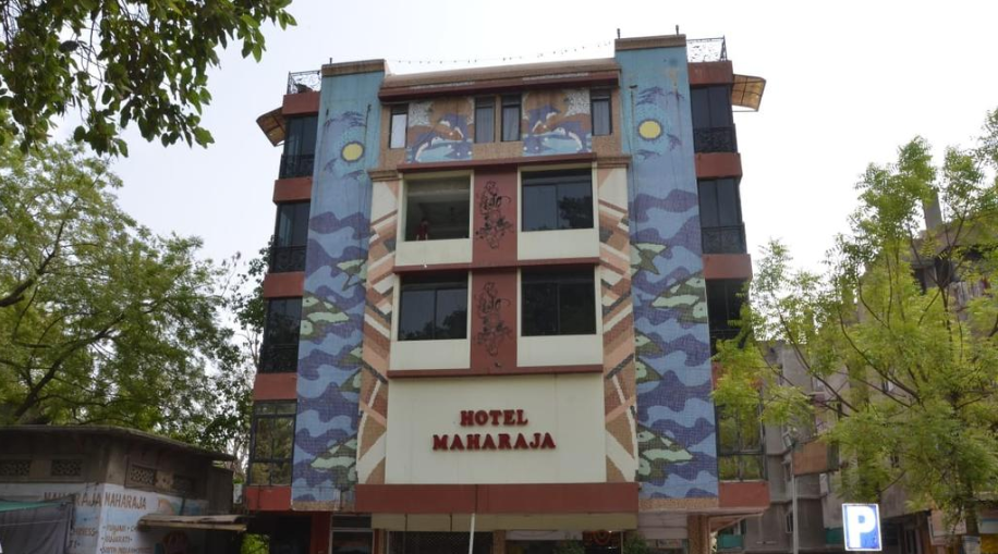 Maharaja Hotel - Kankaria - Ahmedabad Image