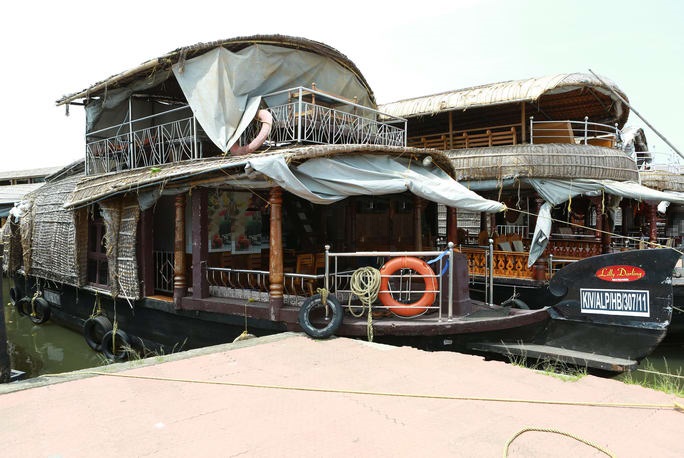 Lilly Darling House Boat - Finishing Point - Alappuzha Image