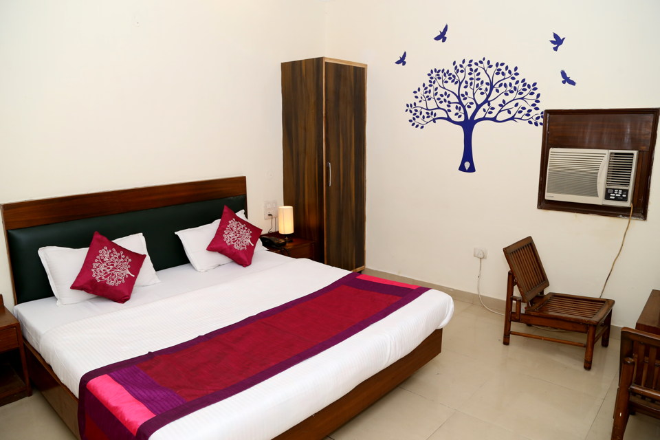 Hotel Supreme - Sector 7 C - Chandigarh Image