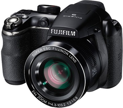 Fujifilm FinePix S4200 Point &amp; Shoot Camera Image