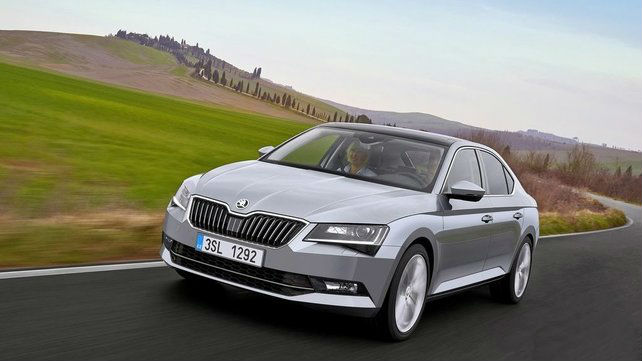 Skoda Superb 2016 Image