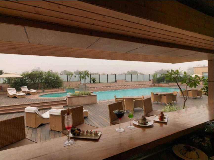 Poolside Bar - Tajganj - Agra Image