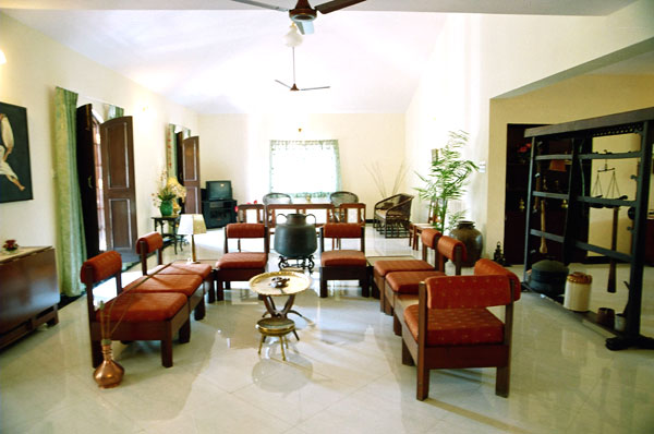 Logan's Inn - Gaura Vaddo - Calangute Image