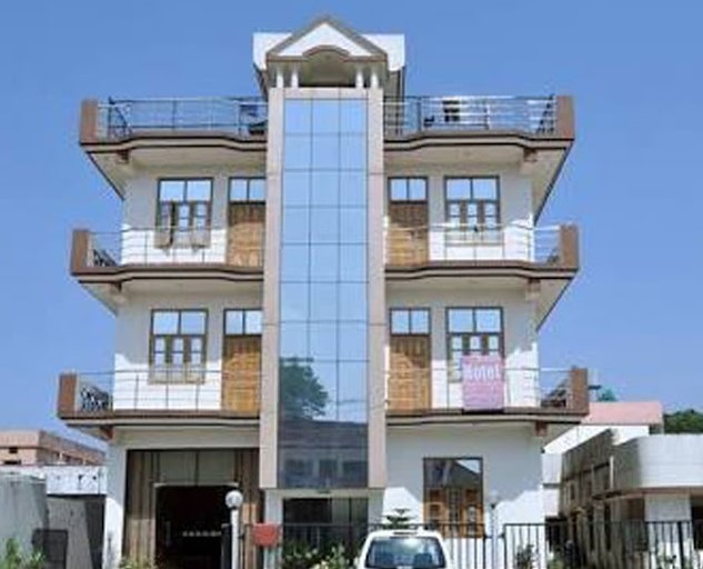 Hotel Gomti Residency - Govind Nagar - Dehradun Image