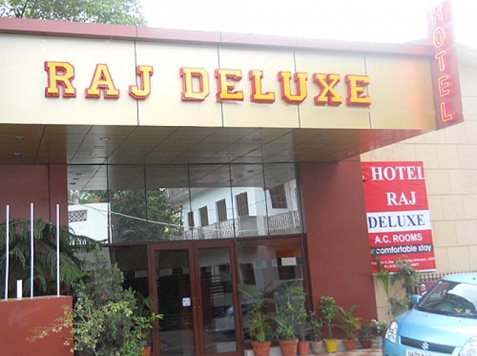 Hotel Raj Deluxe - Hathibarkala Salwala - Dehradun Image