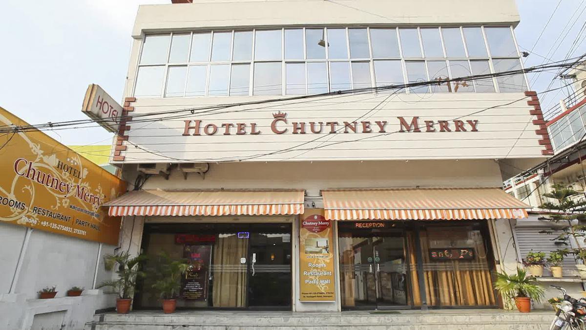 Hotel Chutney Merry - Krishan Nagar - Dehradun Image