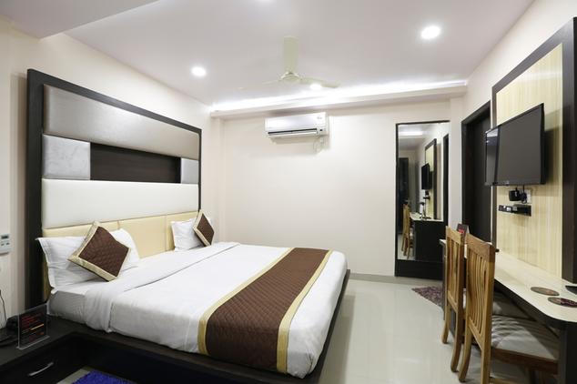 Chhavi Aathithya Hotel - Bani Park - Jaipur Image
