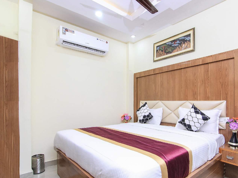 Hotel Lucknow Lodge - Naka Hindola - Lucknow Image