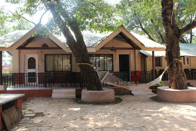 Premdeep Hotel - Kasturba Road - Matheran Image