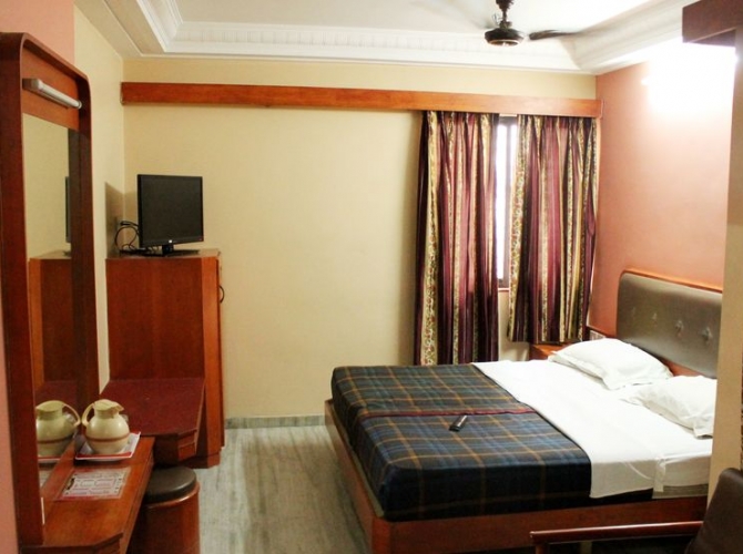 Hotel Empee - Nethaji Road - Madurai Image