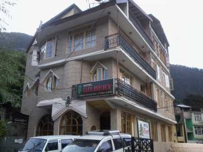 Hill Queen Hotel - Model Town - Manali Image