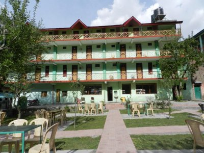 Hotel Laxmi - Rohtang Road - Manali Image