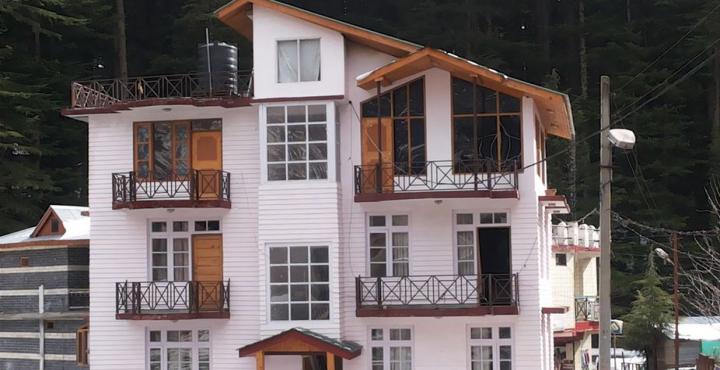 Pitambera Cottage - Log Huts - Manali Image