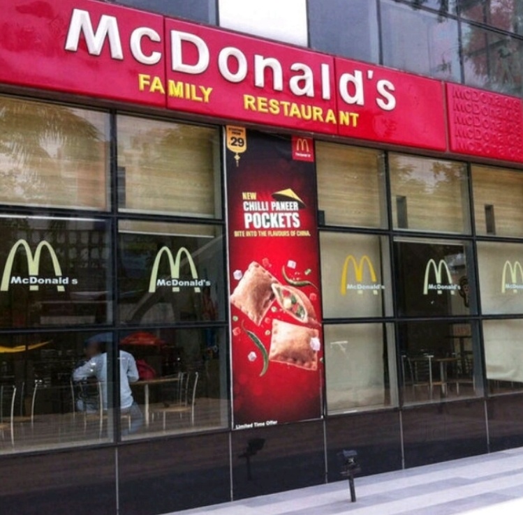 McDonalds - Hazratganj - Lucknow Image