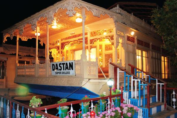 Dastan Houseboat - Dal Lake - Srinagar Image