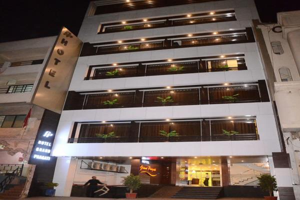 Shree Manisha Hotel - Udhna - Surat Image