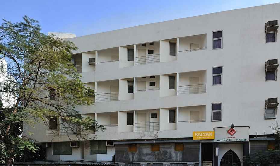 Kalyan Hotel - Sayajigunj - Vadodara Image