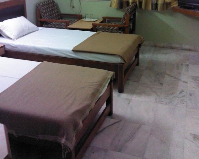 Hilltop Hotel - Jetalpur - Vadodara Image