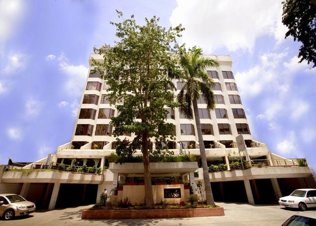 Hotel Garden - Sayajigunj - Vadodara Image