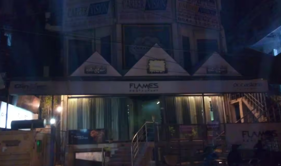 Flames Multicuisine Restaurant - Swaroop Nagar - Kanpur Image