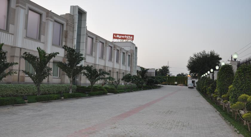 LilyWhite Hotel - Chhattarpur - Delhi Image