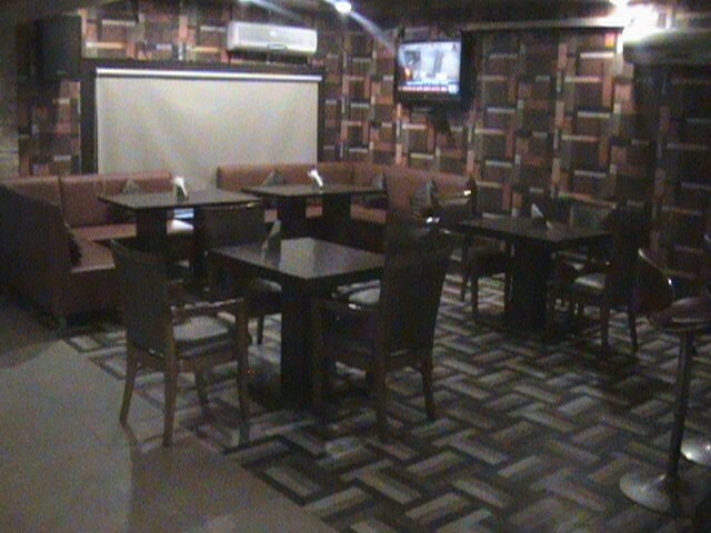 Oxy Lounge - Sector 12 - Faridabad Image