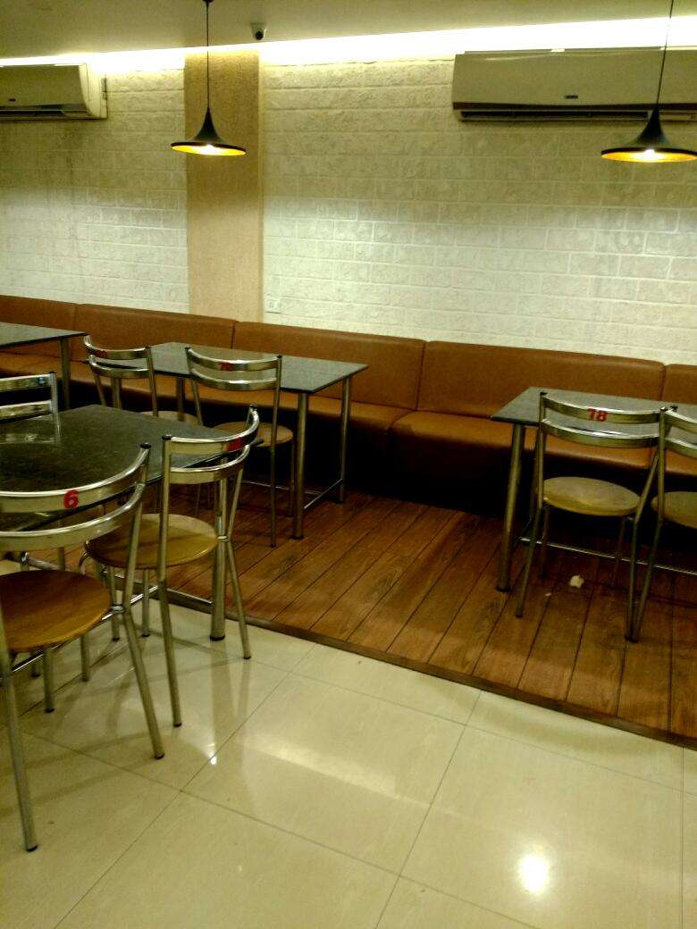 Hotel Pathans - Thrissur Image