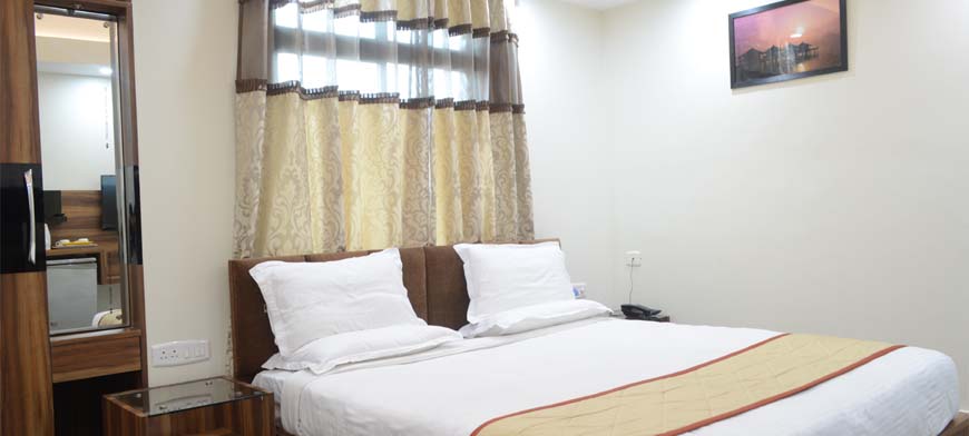 Hotel Siroy Lily - Paltan Bazar - Guwahati Image