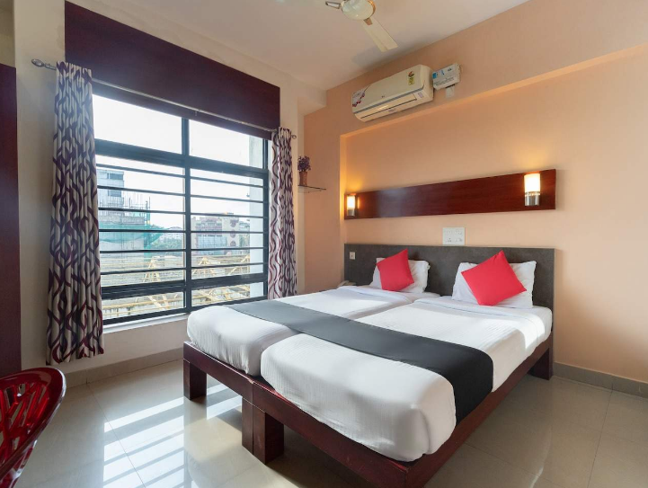 Ganesh Prasad Lodging - Hampankatta - Mangalore Image