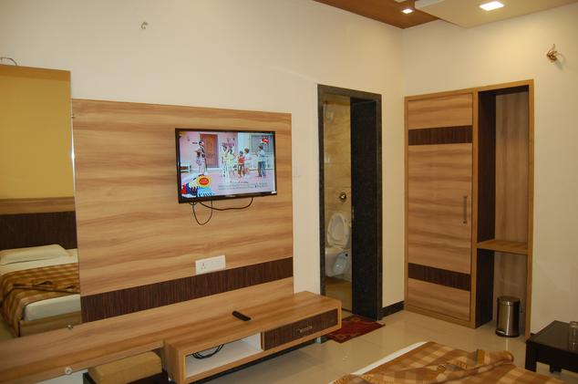 Hotel Shyam Villa - Nakki Lake Road - Mount Abu Image