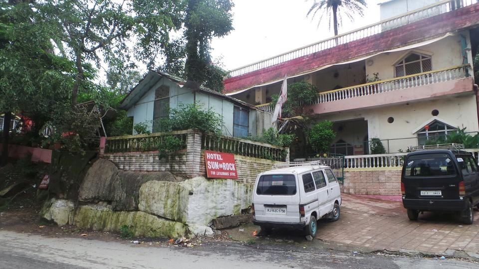 Hotel Sun N Rock - Pilgrim Road - Mount Abu Image