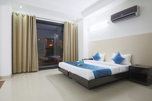 FabHotel - Sector 105 - Noida Image