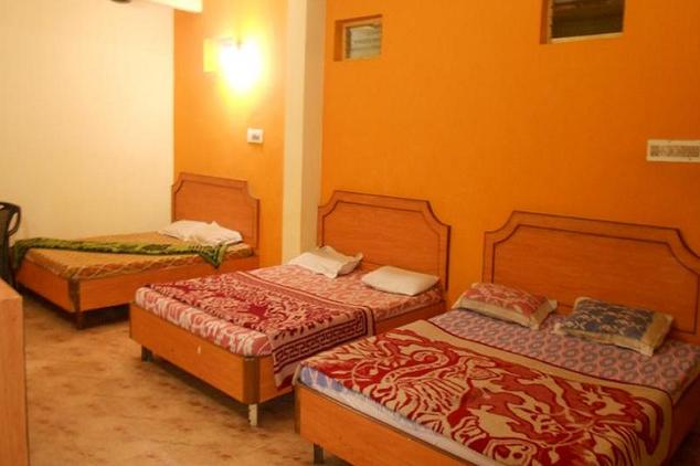 Rumani Hotel - Durgabadi Samiti Road - Puri Image
