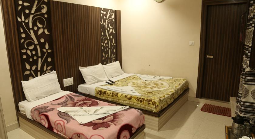 Ajmer Hotel Hunain - Dargah Bazar - Ajmer Image