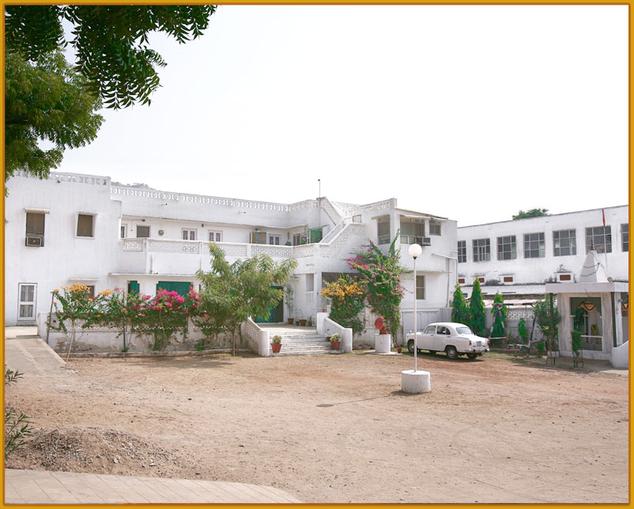 The Villa Mayo Home stay - Golf Road - Ajmer Image