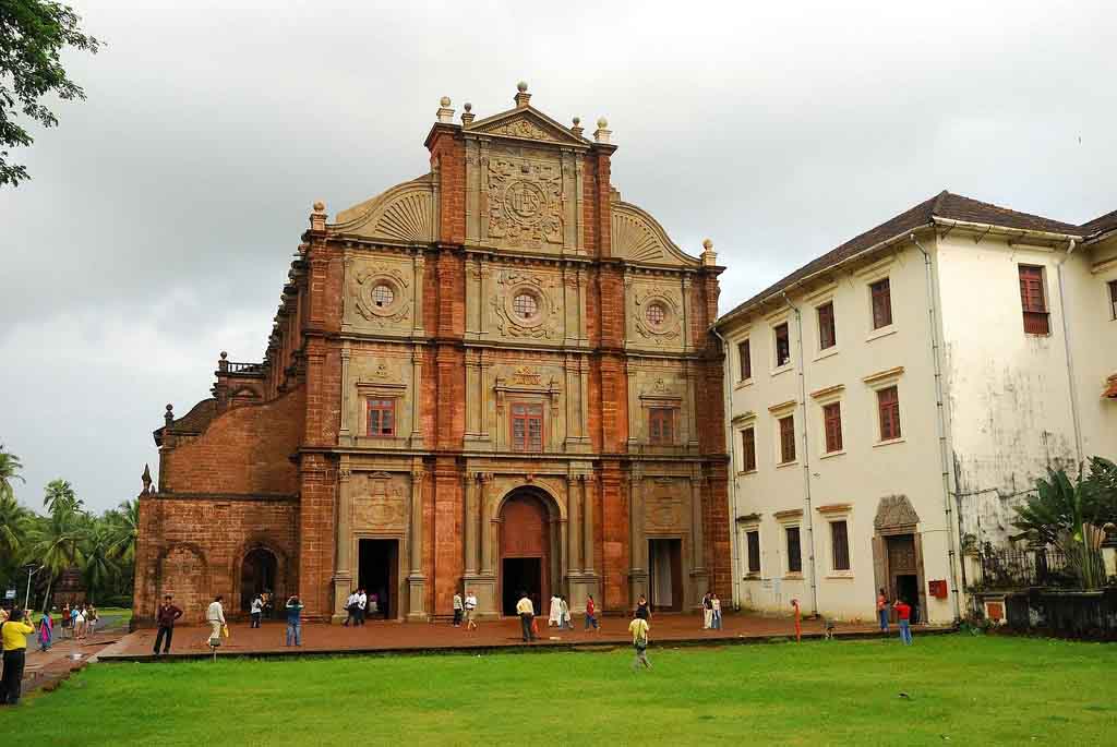 Basilica Of Bom Jesus - Bainguinim - Goa Image