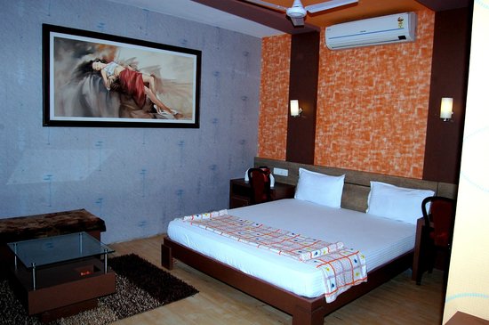 Abha International Hotel - Old Dhatia Falia - Bhuj Image