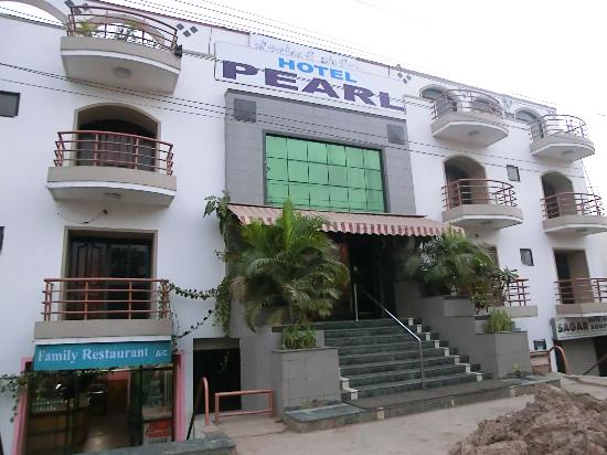 Hotel Pearl - Konkanapura - Vijayapura Image