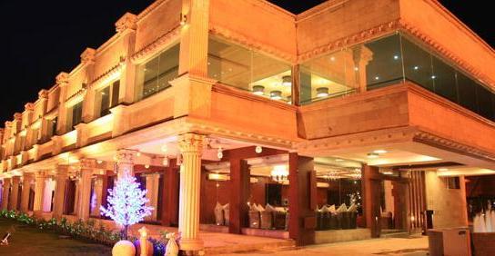 Hotel Clover - Sirgitti - Bilaspur Image